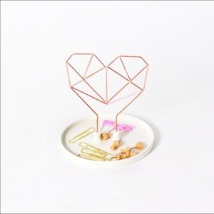 New COXET WIRE HEART CERAMIC JEWELRY HOLDER